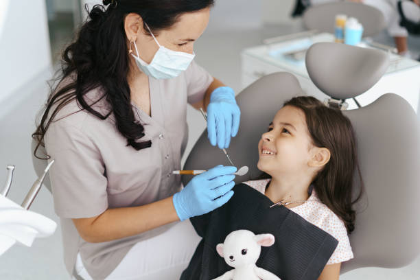 Best Cracked Tooth Emergency Dentist  in Northview, MI